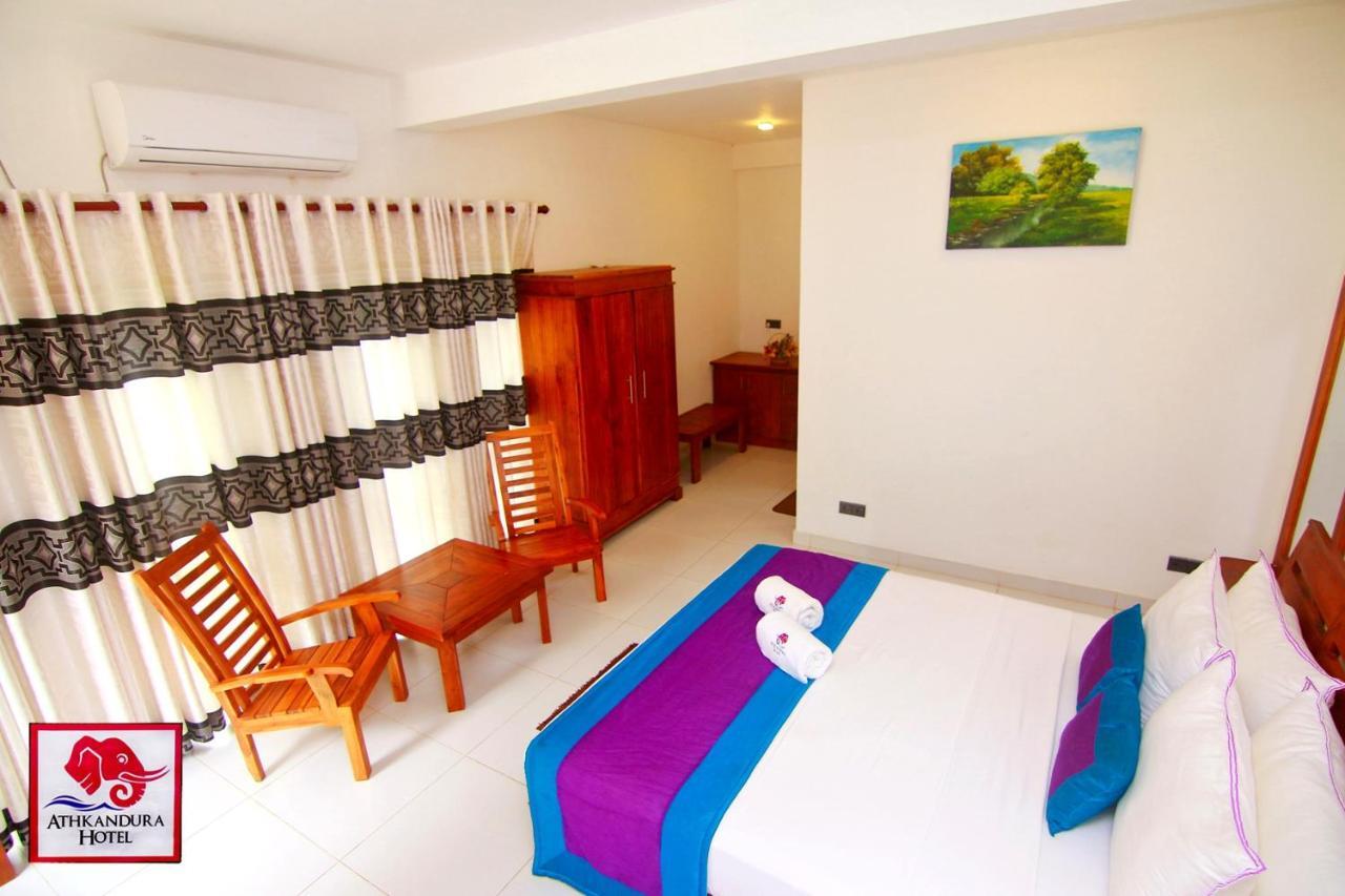 Athkandura Hotel Habarana Exterior photo